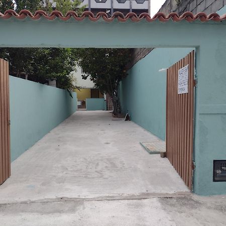 Ambiente Familiar, Area Nobre, Proximo A Praia. カボ・フリオ エクステリア 写真