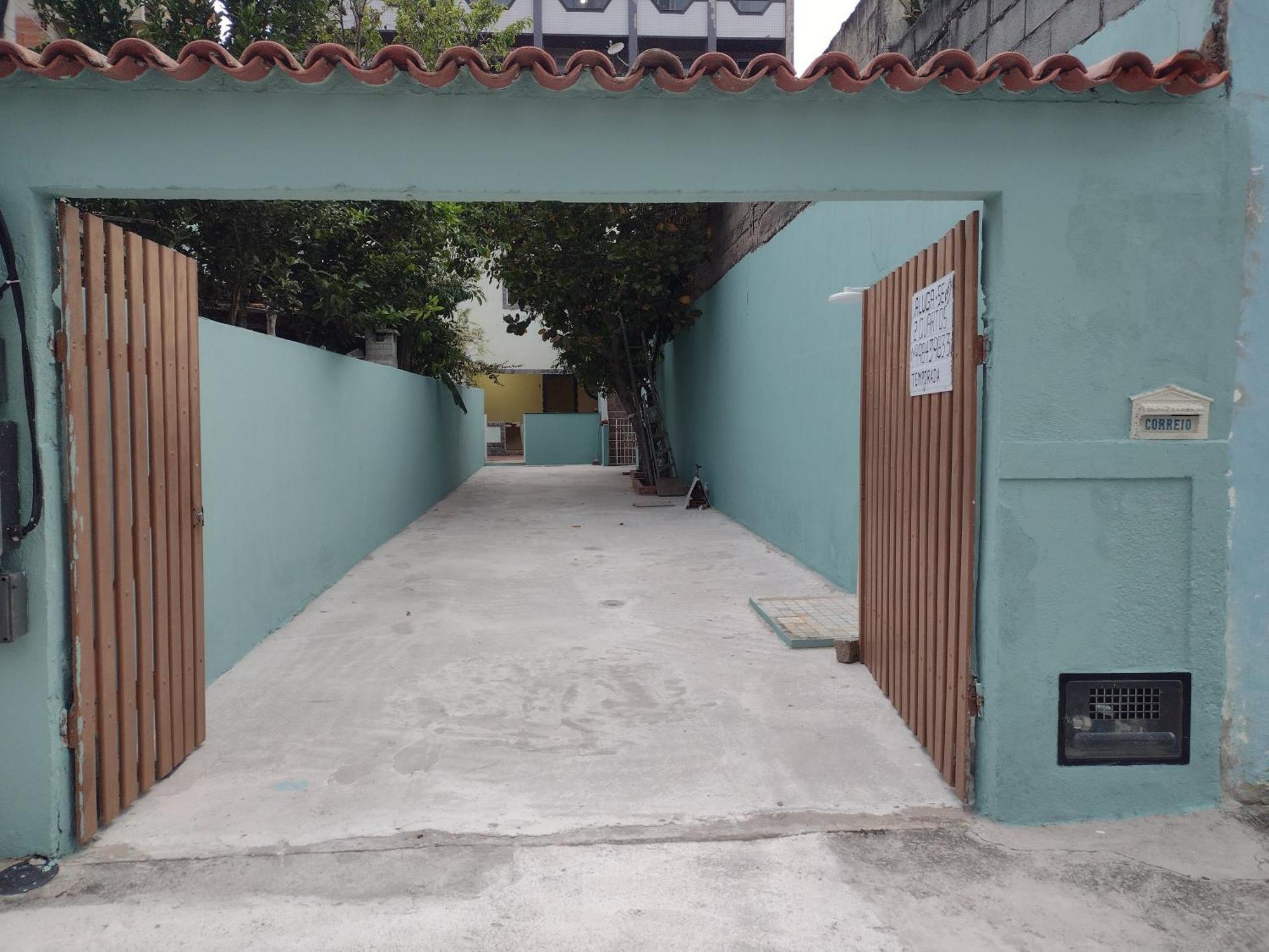 Ambiente Familiar, Area Nobre, Proximo A Praia. カボ・フリオ エクステリア 写真
